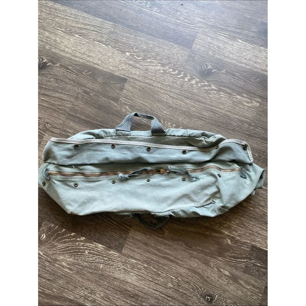 Vintage Military Duffel Bag / Kit Bag Olive Green Canvas Large Utility Carry Bag